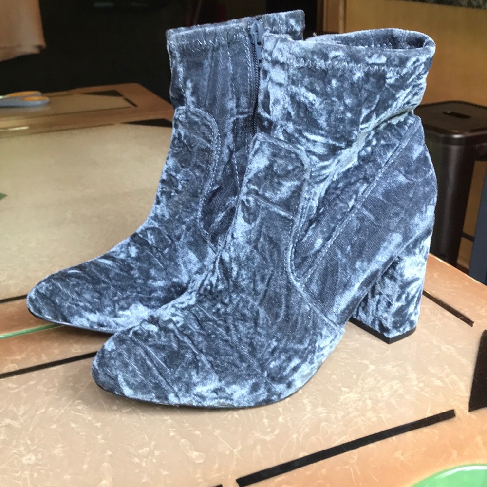 Steve Madden Booties 6.5